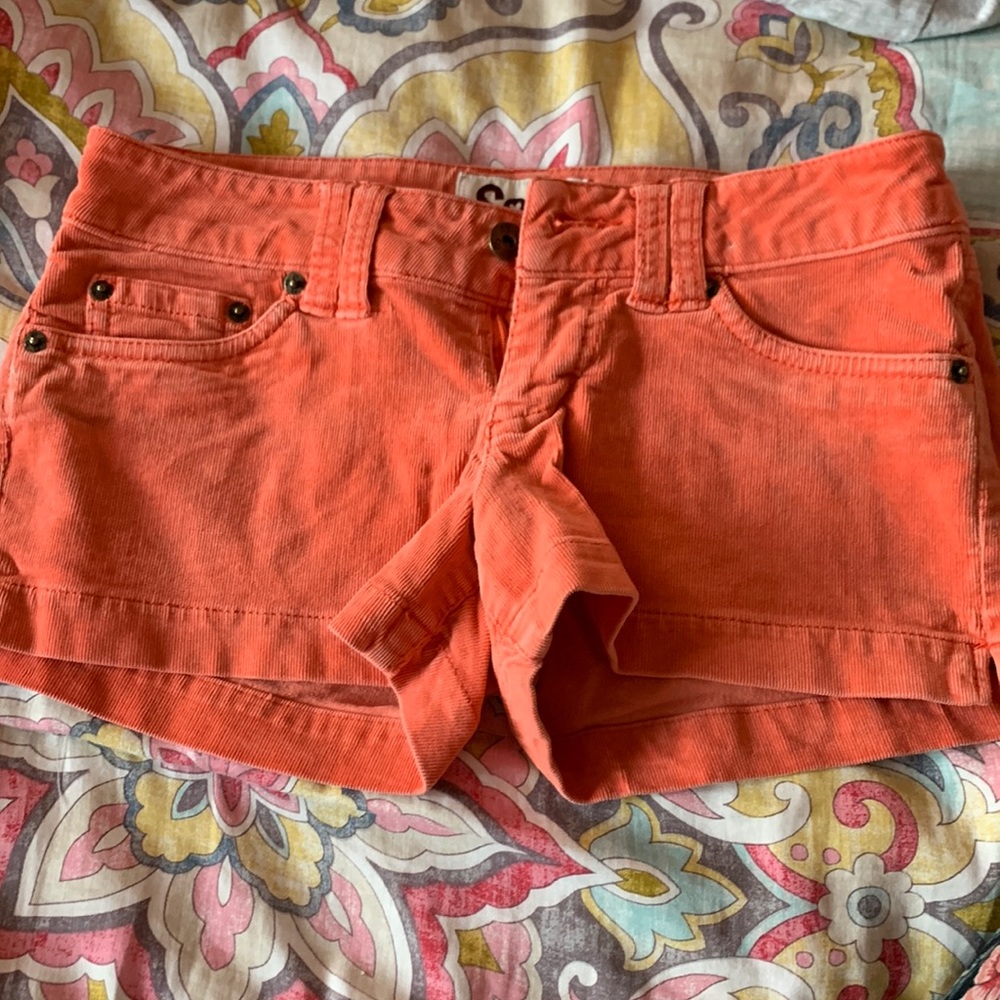 Salmon, corduroy shorts